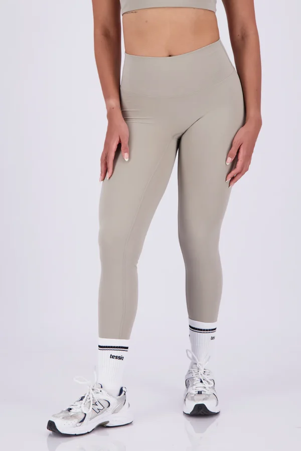 Feel beautiful Gray Leggins - Image 4